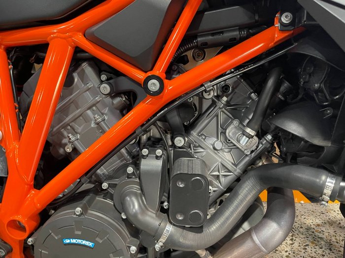 2017 Ktm 1290 SUPER DUKE R White/Grey