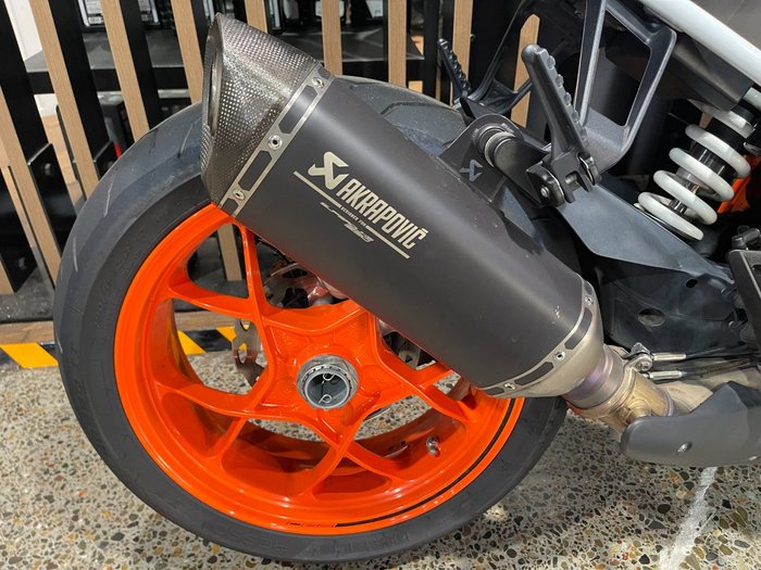 2017 Ktm 1290 SUPER DUKE R White/Grey