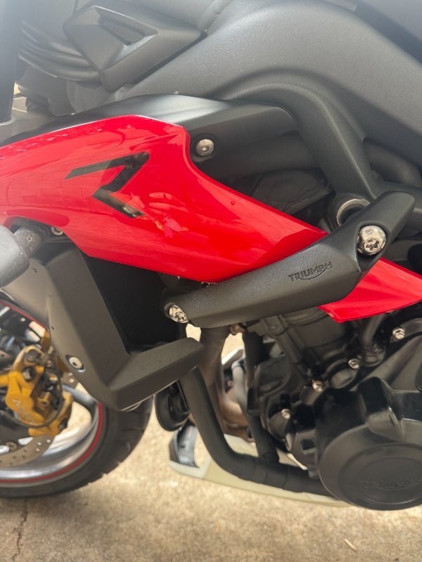 2017 Triumph STREET TRIPLE White