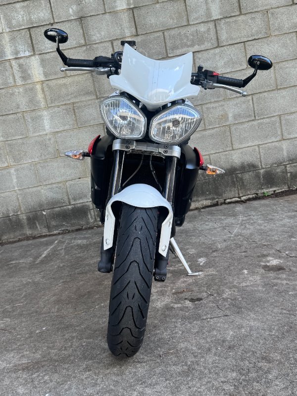 2017 Triumph STREET TRIPLE White