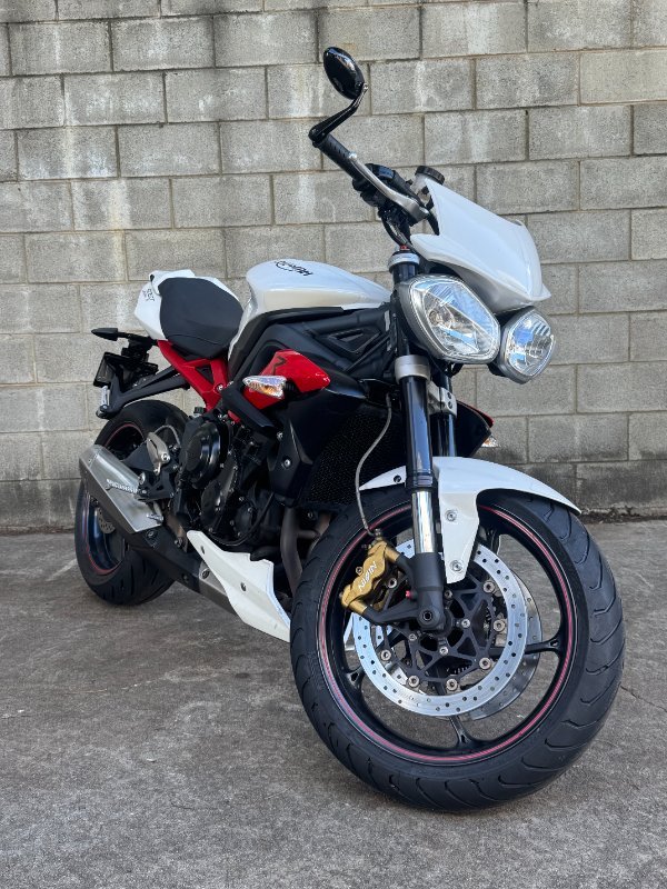 2017 Triumph STREET TRIPLE White