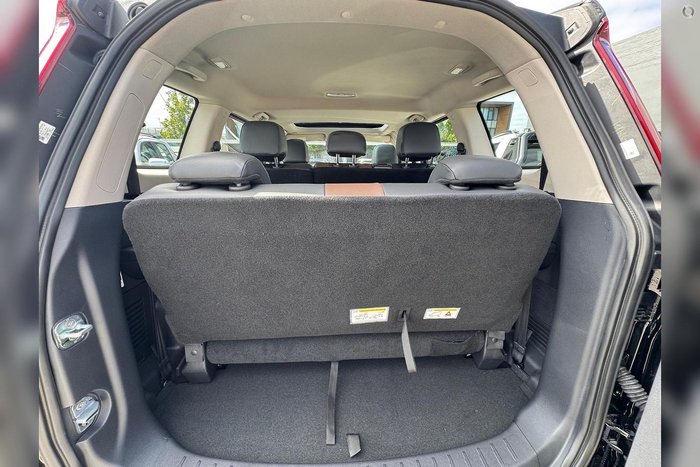 2025 Mahindra Scorpio Z8L+