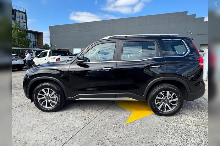 2025 Mahindra Scorpio Z8L+