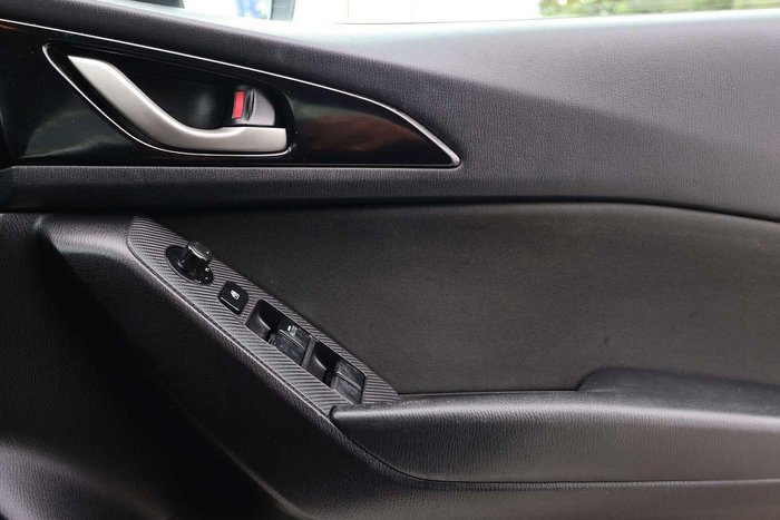 2016 Mazda 3 SP25