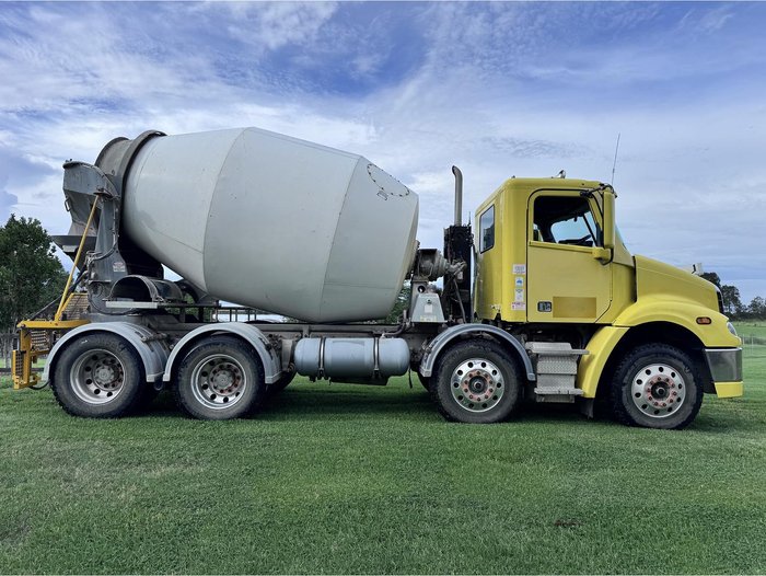 2019 Freightliner Cl112