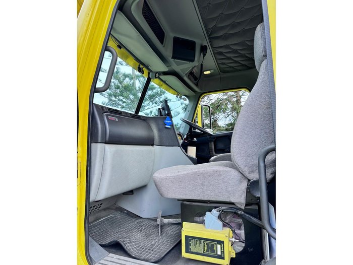 2019 Freightliner Cl112