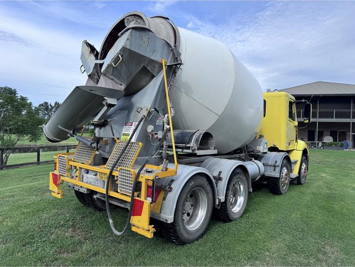2019 Freightliner Cl112