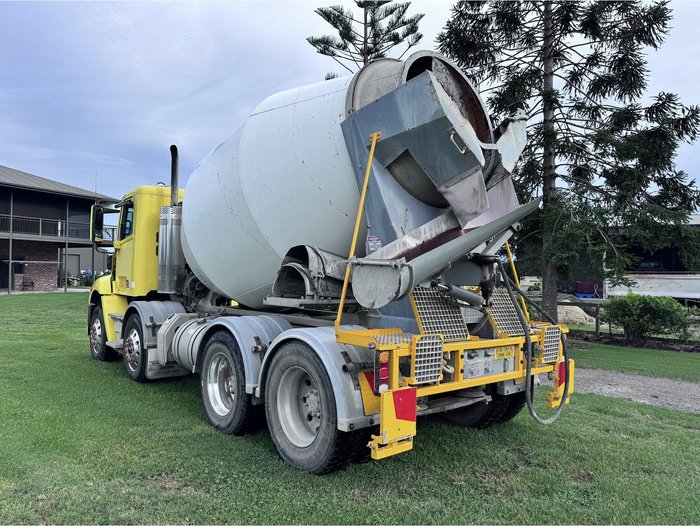 2019 Freightliner Cl112