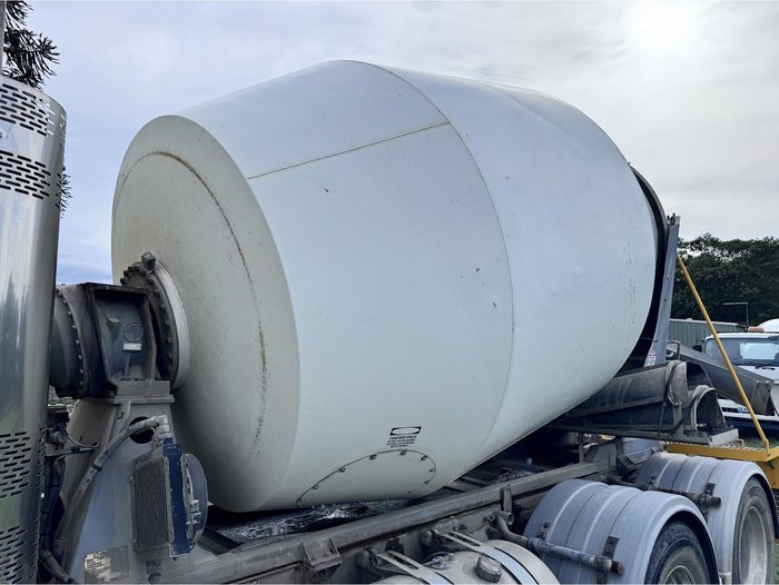 2019 Freightliner Cl112