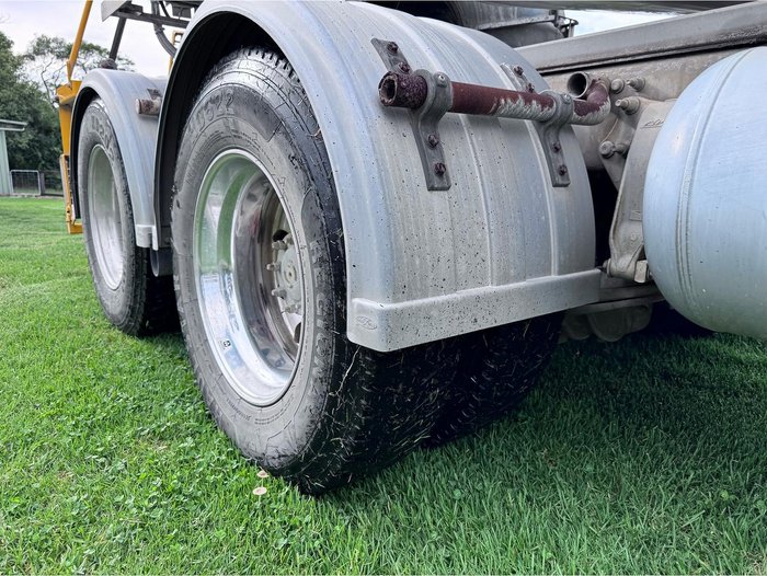 2019 Freightliner Cl112