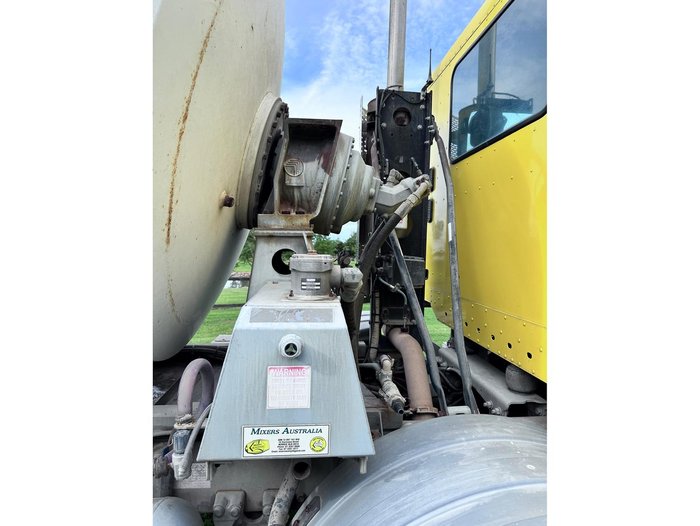 2019 Freightliner Cl112