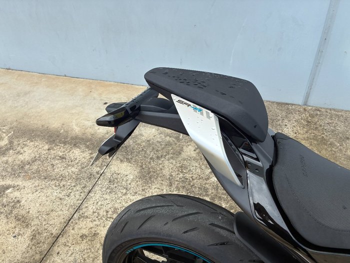 2025 CFMOTO 2025 CF Moto 650CC 675SR-R ABS Silver