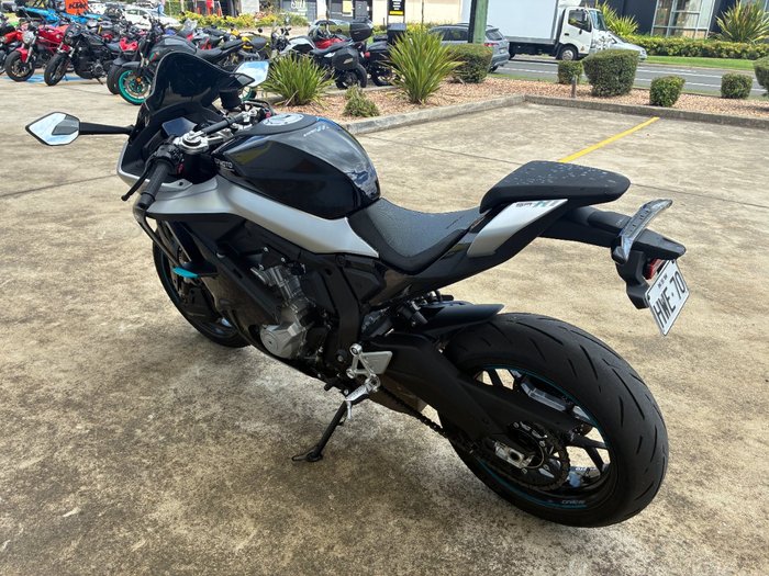 2025 CFMOTO 2025 CF Moto 650CC 675SR-R ABS Silver