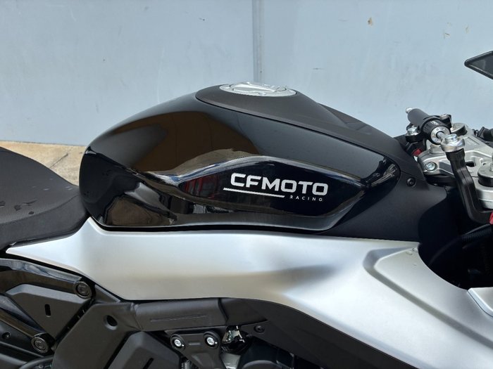 2025 CFMOTO 2025 CF Moto 650CC 675SR-R ABS Silver