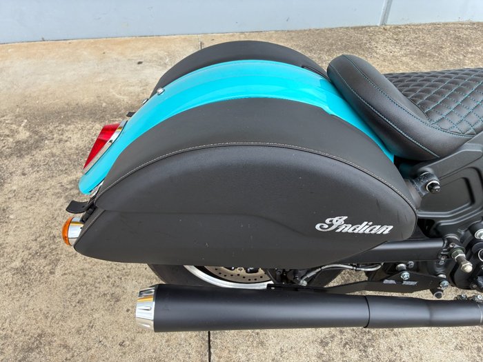 2020 Indian SCOUT ARIZONA TURQUOISE/PEARL WHITE