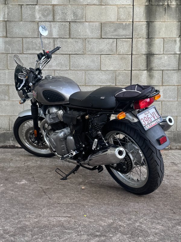 2021 ROYAL ENFIELD (SEE ALSO ENFIEL INTERCEPTOR 650 CUSTOM Silver