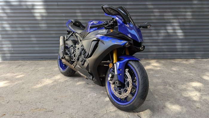 2019 Yamaha YZF-R1
