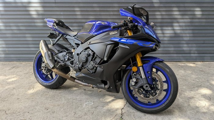 2019 Yamaha YZF-R1