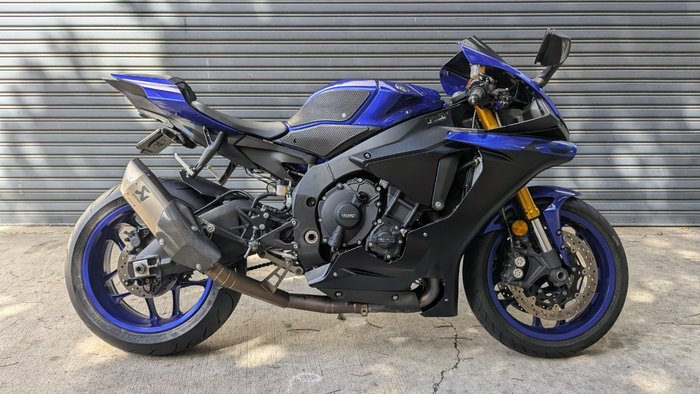2019 Yamaha YZF-R1