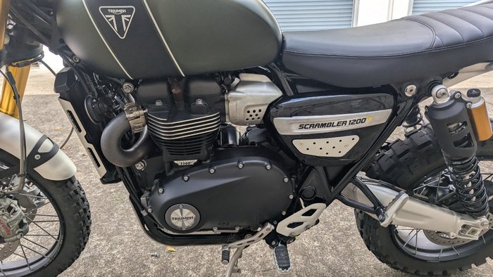 2022 Triumph SCRAMBLER 1200 XE Green