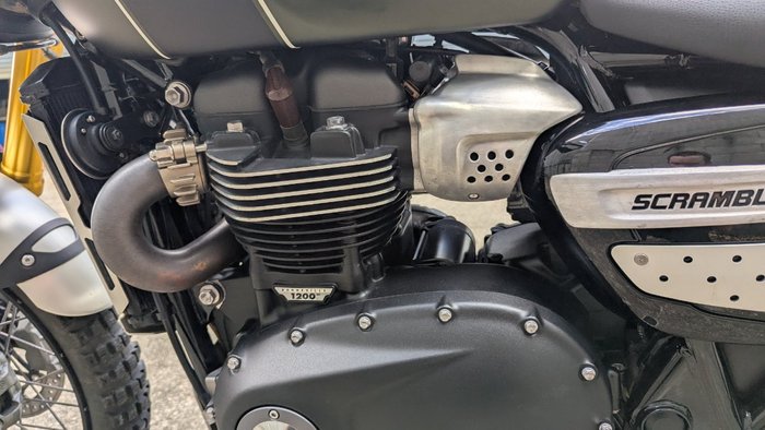 2022 Triumph SCRAMBLER 1200 XE Green