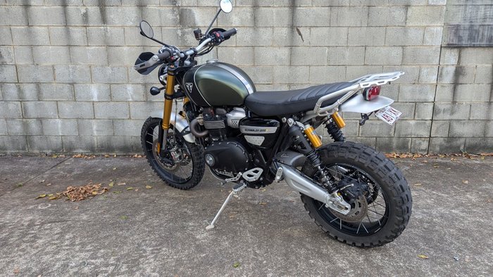 2022 Triumph SCRAMBLER 1200 XE Green