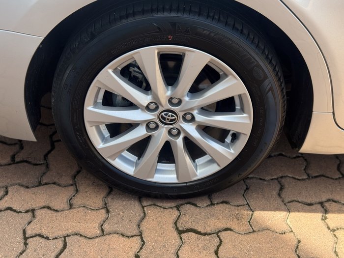 2019 Toyota Camry Ascent Sport