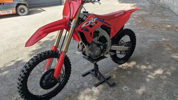 2024 Honda CRF450R Red