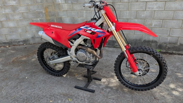 2024 Honda CRF450R Red