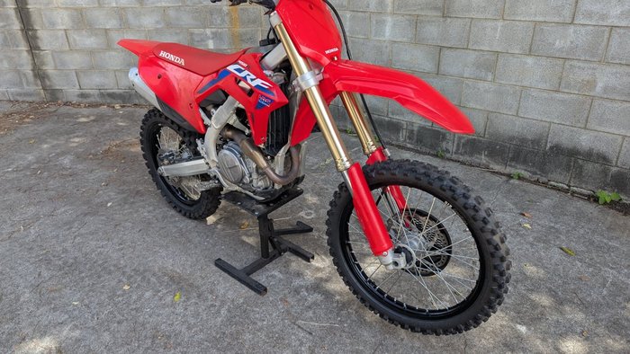 2024 Honda CRF450R Red