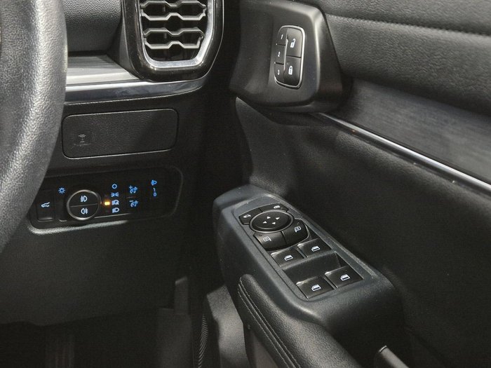 2023 Ford Everest Sport