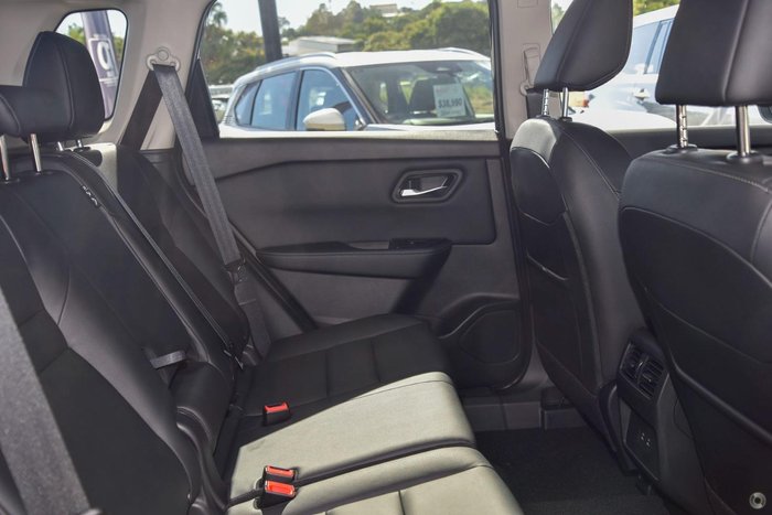 2025 Nissan X-TRAIL ST-L e-POWER