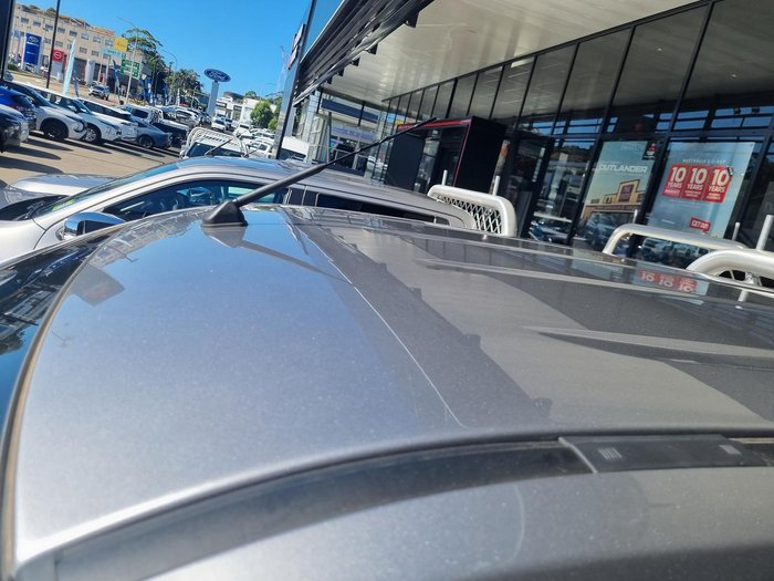 2025 Mitsubishi Triton GLS