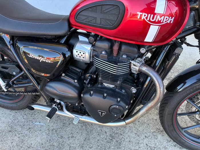 2016 Triumph STREET TWIN Red
