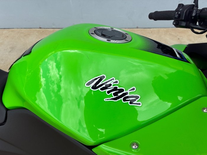 2012 Kawasaki NINJA 250R SE (EX250J) Green