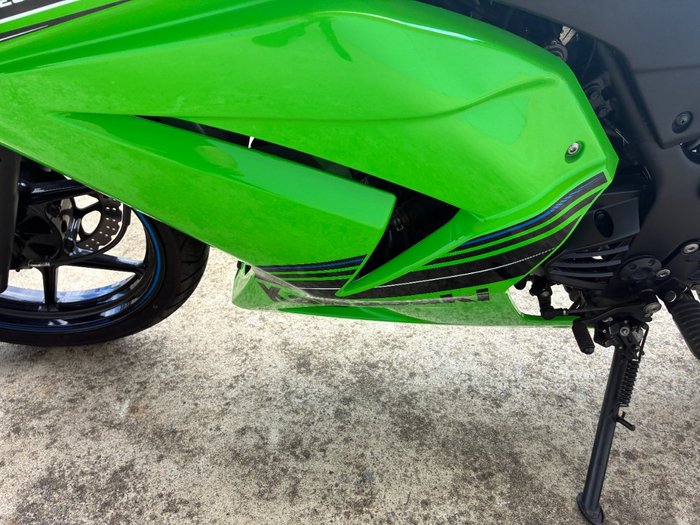 2012 Kawasaki NINJA 250R SE (EX250J) Green