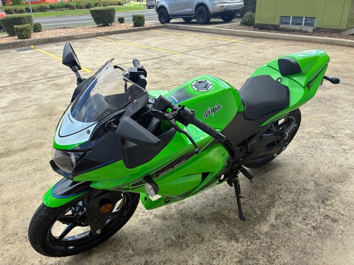 2012 Kawasaki NINJA 250R SE (EX250J) Green
