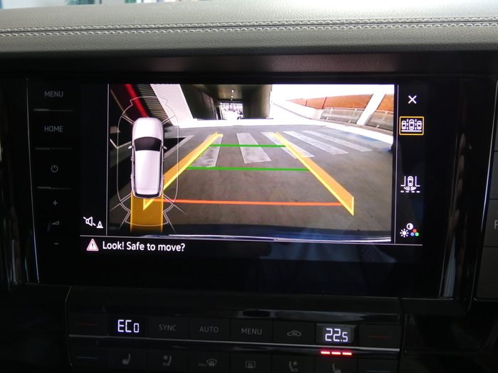 2019 Volkswagen Touareg 190TDI Launch Edition