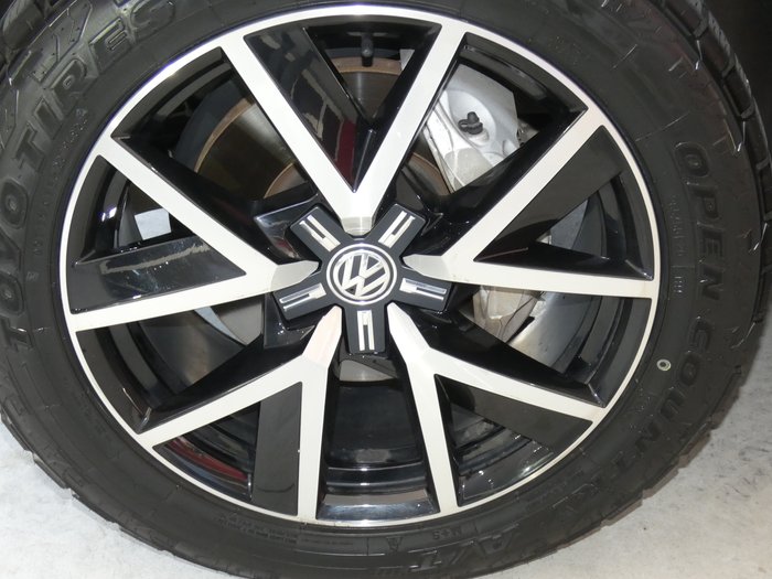 2019 Volkswagen Touareg 190TDI Launch Edition