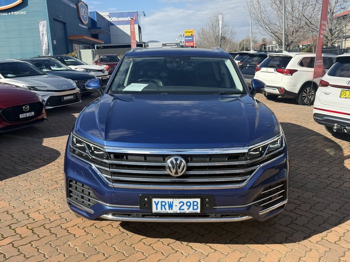 2019 Volkswagen Touareg 190TDI Launch Edition