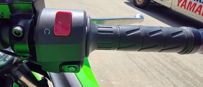 2025 Kawasaki 2025 KAWASAKI 650CC NINJA 650 KRT EDITION GREEN