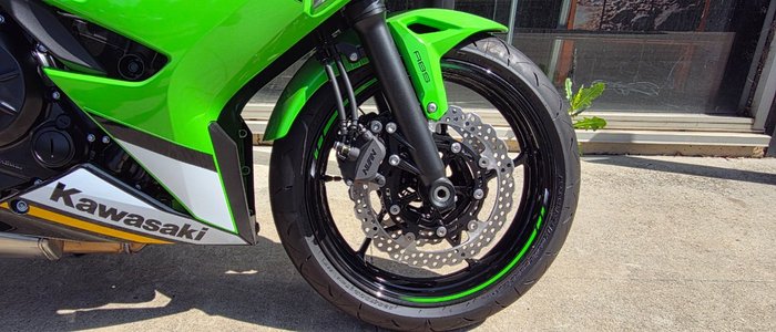2025 Kawasaki 2025 KAWASAKI 650CC NINJA 650 KRT EDITION GREEN