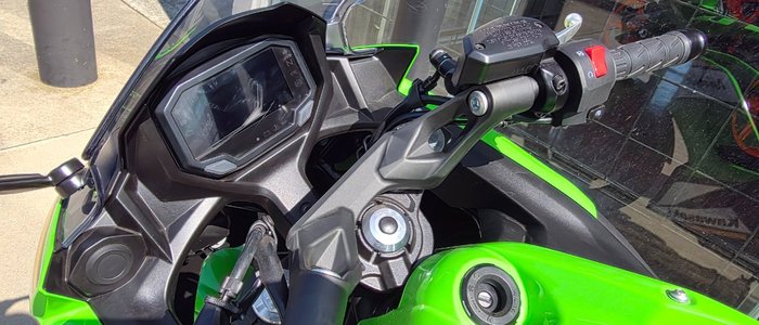 2025 Kawasaki 2025 KAWASAKI 650CC NINJA 650 KRT EDITION GREEN