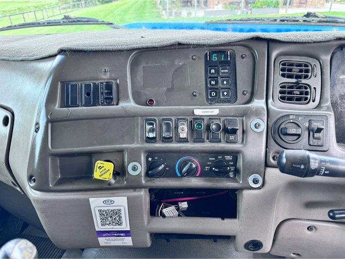 2008 Sterling Lt9500