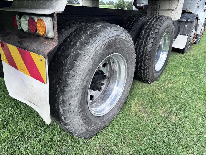 2008 Sterling Lt9500