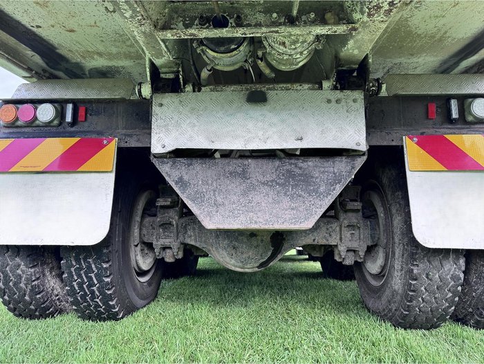 2008 Sterling Lt9500