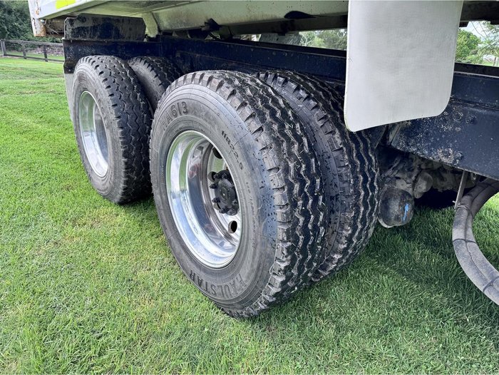 2008 Sterling Lt9500