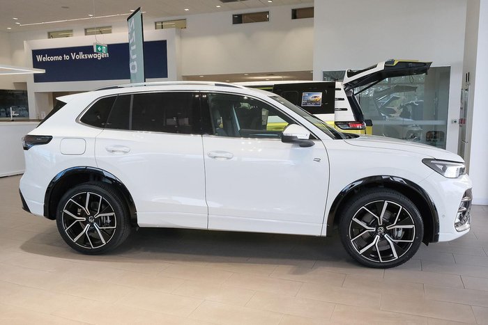 2025 Volkswagen Tiguan 195TSI R-Line