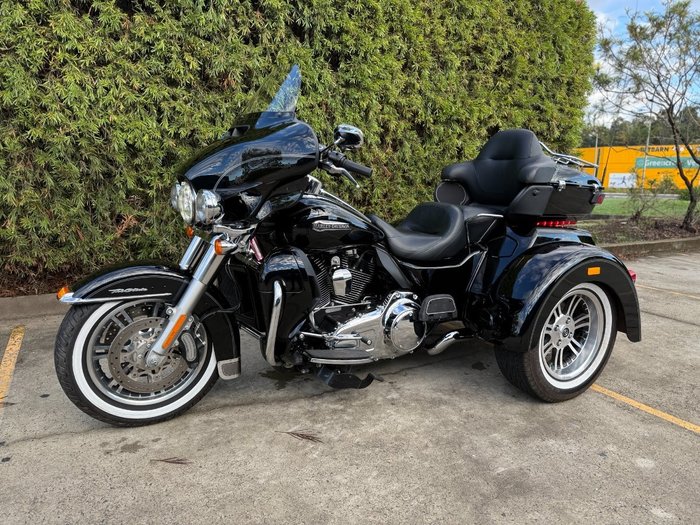 2015 HARLEY-DAVIDSON FLHTK ULTRA LIMITED