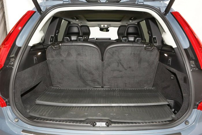 2022 Volvo XC90 Ultimate B6 Bright